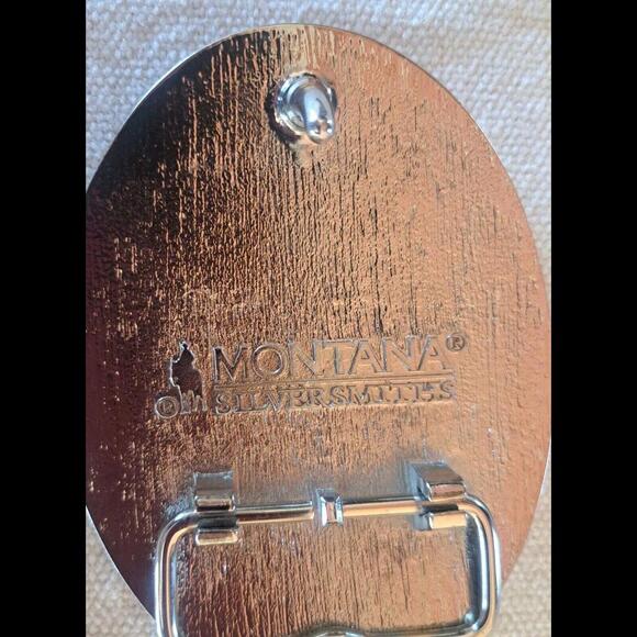 Montana Silversmiths Belt Buckle "Cowboys of Faith" w/ gold cross & trim Wings - Picture 4 of 6